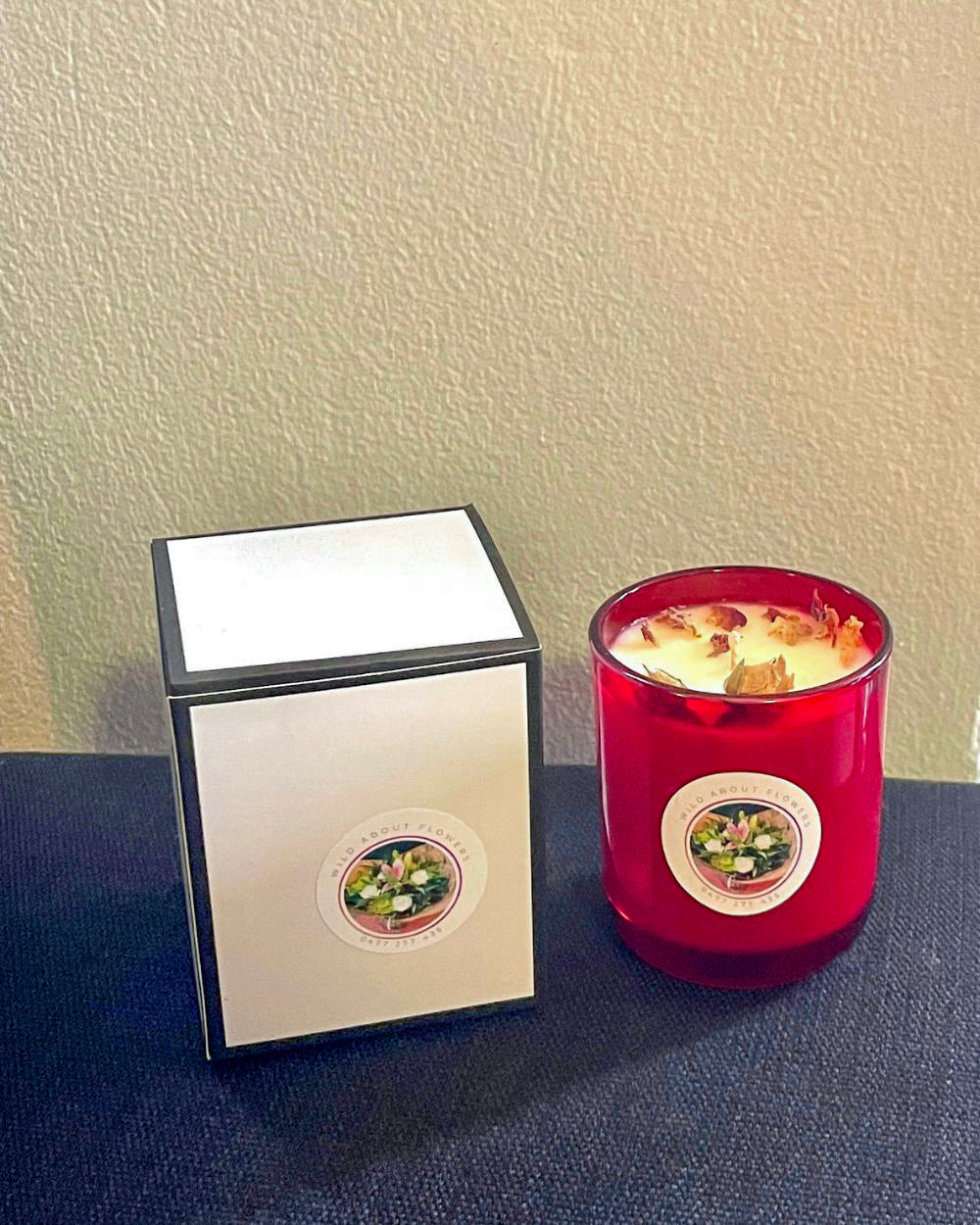 Floral Premium Candle – elegant soy candle with abundant dried flowers, luxurious Sydney-made gift.